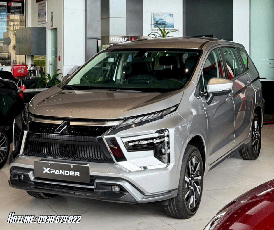 Xpander premium màu bạc 2026